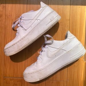 Nike Air Force One Sage low platform 7.5